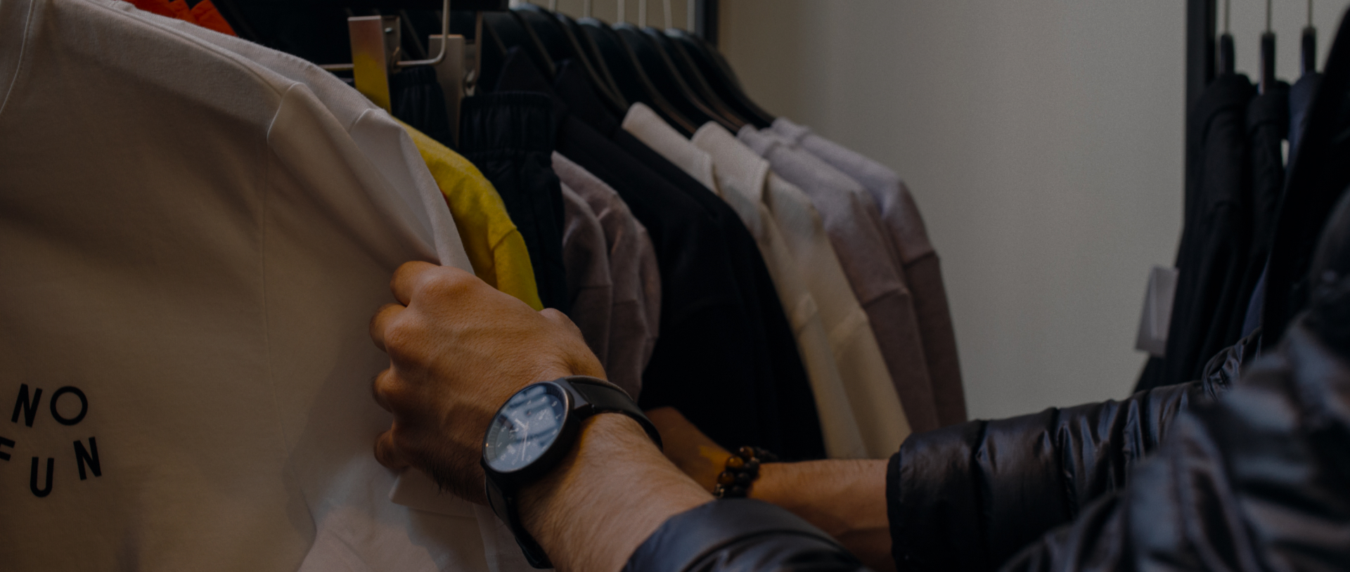 Discover a Vast Range of Products With Our E-commerce Marketplace